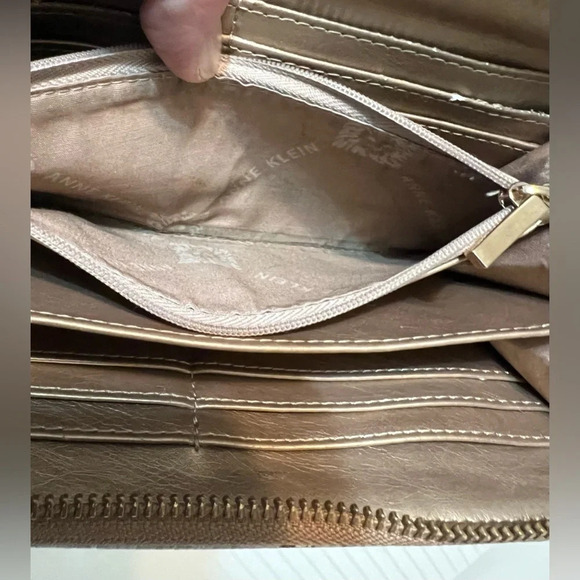 Ann Klein snakeskin wallet  brown/cream - Picture 12 of 16